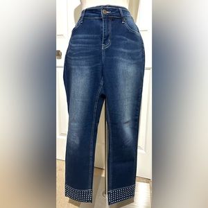 Blue Desire Ladies Cropped Stretch Jeans Faux Pearls Comfortable Size 10 EUC